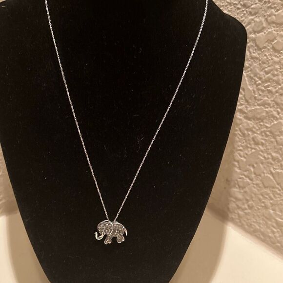 925 Silver Crystal Rhinestone Elephant Charm Pendant Chain Necklace 18" New - Picture 1 of 6